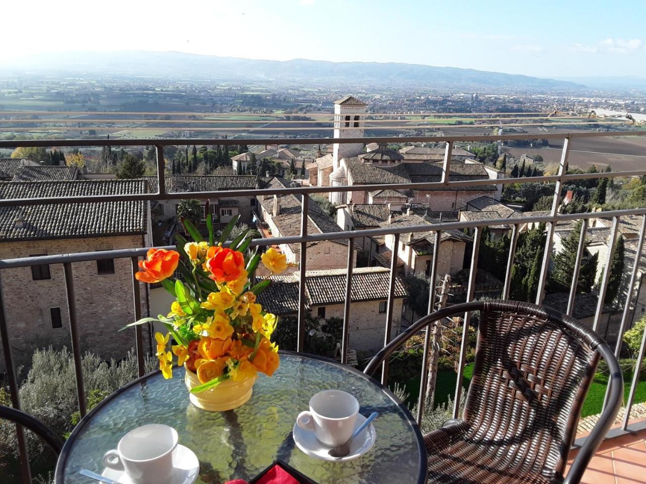 Suite Luna Bianca Assisi Exterior photo